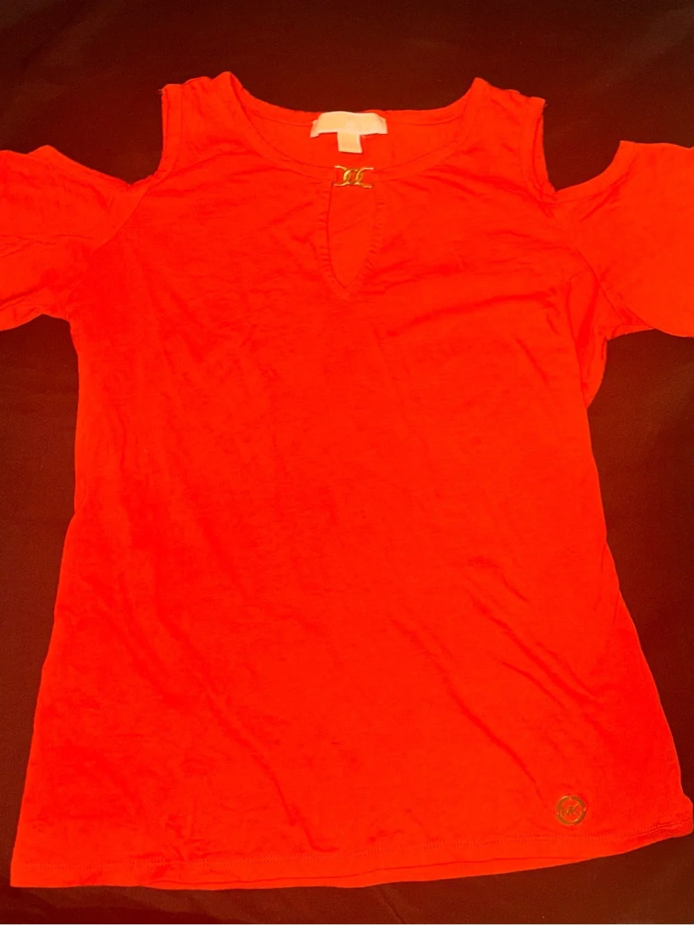 Michael Kors Red Cold-Shoulder Short Sleeve Tee with Keyhole